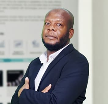 Prof. Dr. Solarin Sakiru Adebola